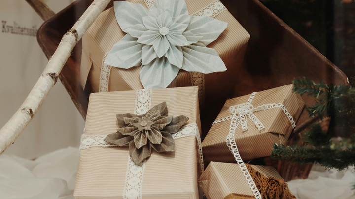 5 idées cadeaux cheveux pour les fêtes : allier beauté, soin et plaisir sensoriel