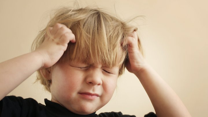 Poux chez les enfants : l’astuce de Patricia pour les prévenir naturellement
